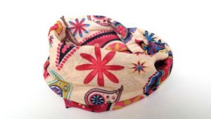 Πολυμορφική μπαντάνα, Floral, μπεζ