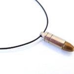 Κολιέ με κορδόνι, Σφαίρα