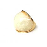 Δαχτυλίδι με στρογγυλή πέτρα