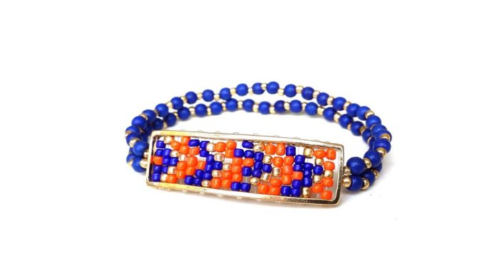 Elastic bracelet with beads