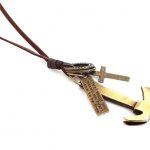 Κολιέ με τσεκούρι