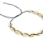 Κοντό κολιέ με κοχύλια