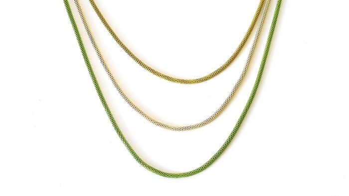 Set of 3 long necklace made of wire round chain