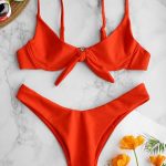 Μαγιό μπικίνι με μπανέλα