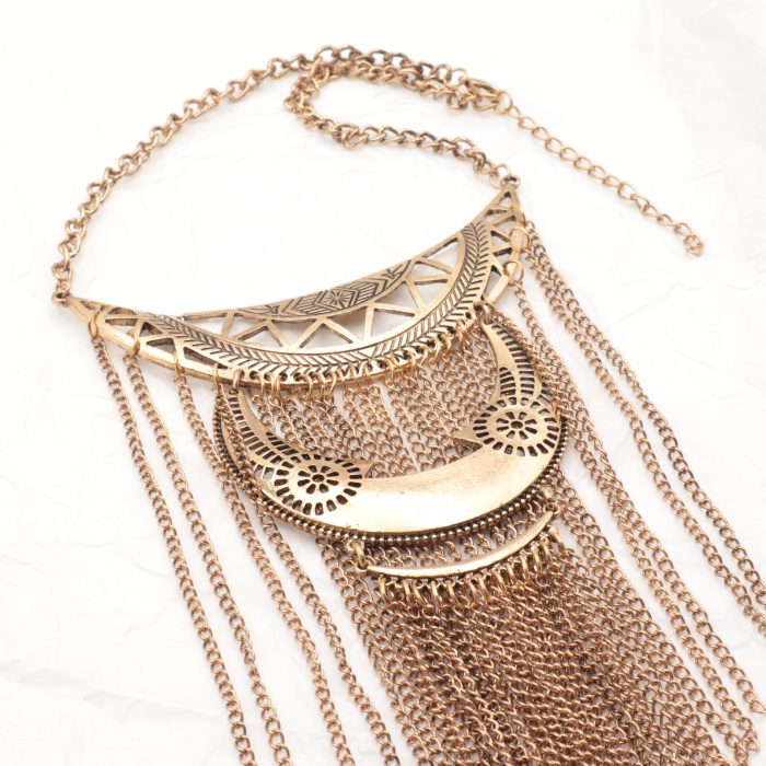 Boho necklace with metal fringes