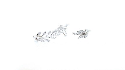 Ear cuff με στρας