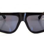 Γυαλιά ηλίου με φαρδείς βραχίονες