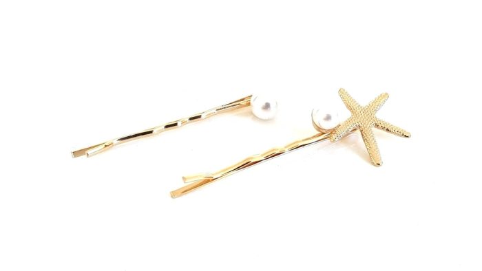 Hair tweezers with pearls and starfish