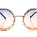 Γυαλιά ηλίου με στρογγυλούς φακούς