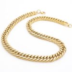 Χοντρή ατσάλινη αλυσίδα λαιμού σε χρυσό χρώμα