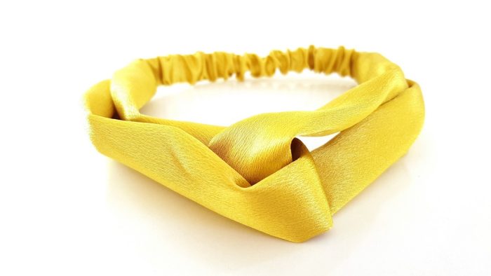 Hair ribbon with rubber