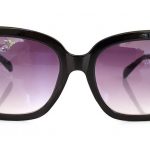 Γυαλιά ηλίου με πολυγωνικούς φακούς