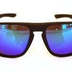 Γυαλιά ηλίου τύπου wayfarer