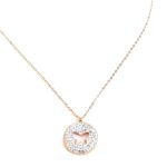 Κοντό ατσάλινο κολιέ με πεταλούδα