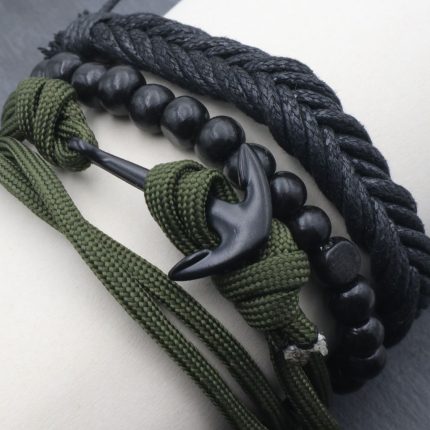 Σετ από ανδρικά βραχιόλια