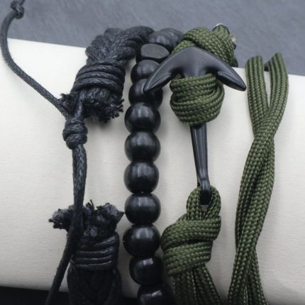 Σετ από ανδρικά βραχιόλια