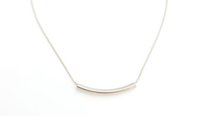 Short steel bar necklace