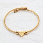 Ατσάλινο στριφτό βραχιόλι με καρδιά