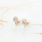 Ατσάλινα σκουλαρίκια με κλιπ μικρά με κρύσταλλο