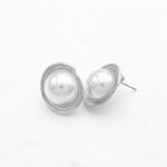 Ατσάλινα σκουλαρίκια με πέρλα