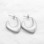 Ατσάλινα σκουλαρίκια