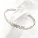 Ανδρική ατσάλινη χειροπέδα ανοιχτή από κάτω