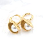 Ατσάλινα σκουλαρίκια κοχύλι με πέρλα