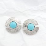 Ατσάλινα σκουλαρίκια με γαλάζια πέτρα χαολίτη