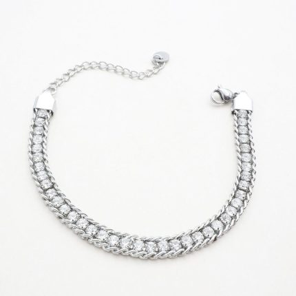 Ατσάλινο βραχιόλι ριβιέρα, αλλιώς και tennis bracelet, σε ασημί χρώμα