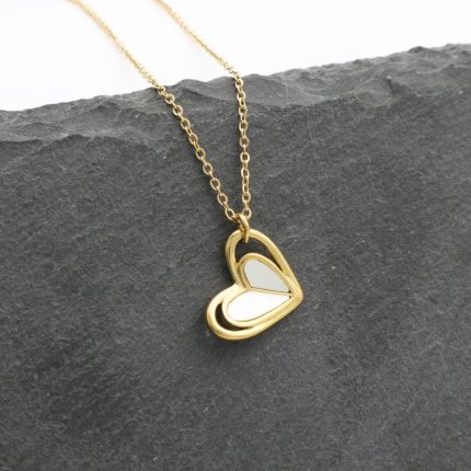 Κολιέ με καρδιά και όψη φίλντισι