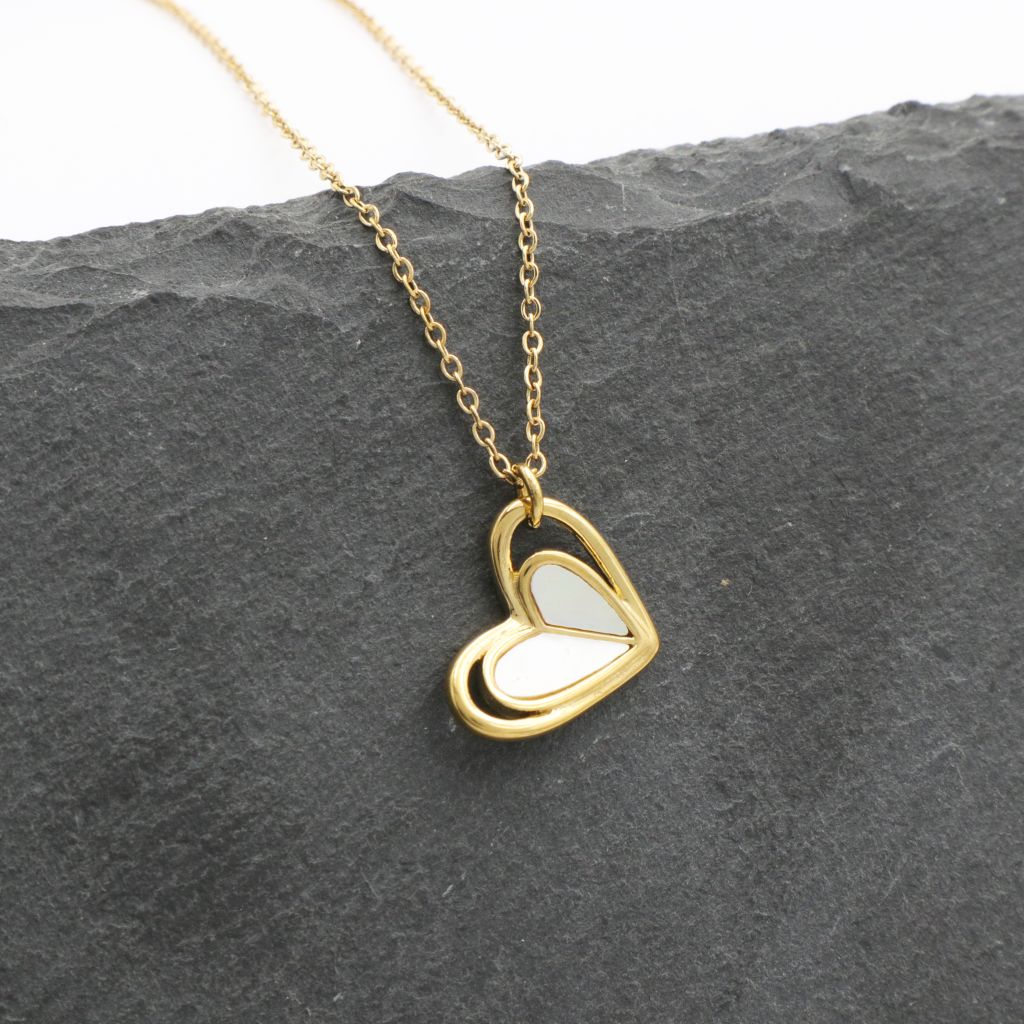 Κολιέ με καρδιά και όψη φίλντισι Κολιέ με καρδιά και όψη φίλντισι