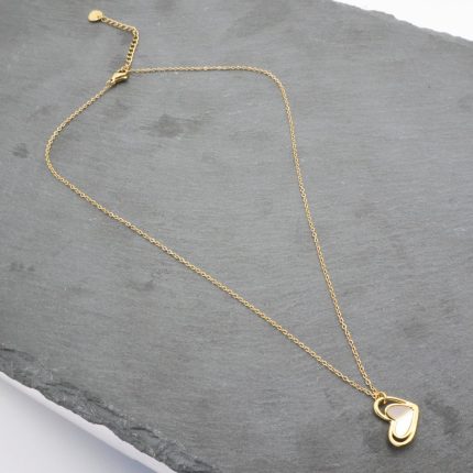 Κολιέ με καρδιά και όψη φίλντισι