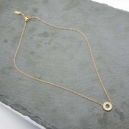 Ατσάλινο κολιέ με δαχτυλίδι από στρας, σε χρυσό χρώμα