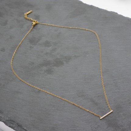 Ατσάλινο κολιέ με γραμμή από στρας