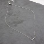 ατσαλινο κολιέ γραμμή από στρας κοντό γυναικείο