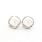 σκουλαρίκια με κούμπωμα κλιπ και πέρλα